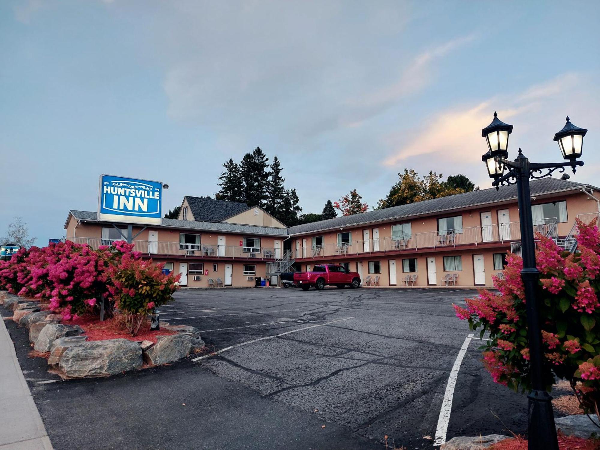 Huntsville Inn ภายนอก รูปภาพ